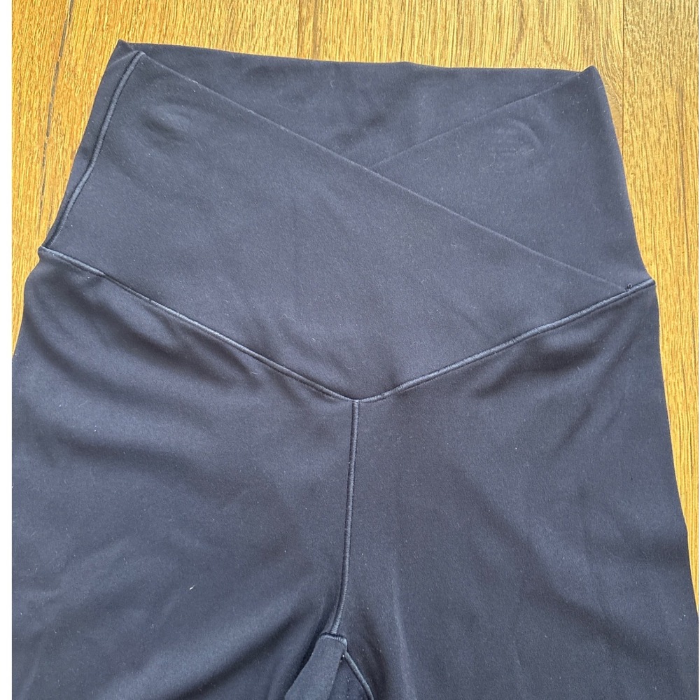 OFFLINE by Aerie Real Me High Rise Crossover Flare Leggings Navy Blue Small S/P - Picture 4 of 12